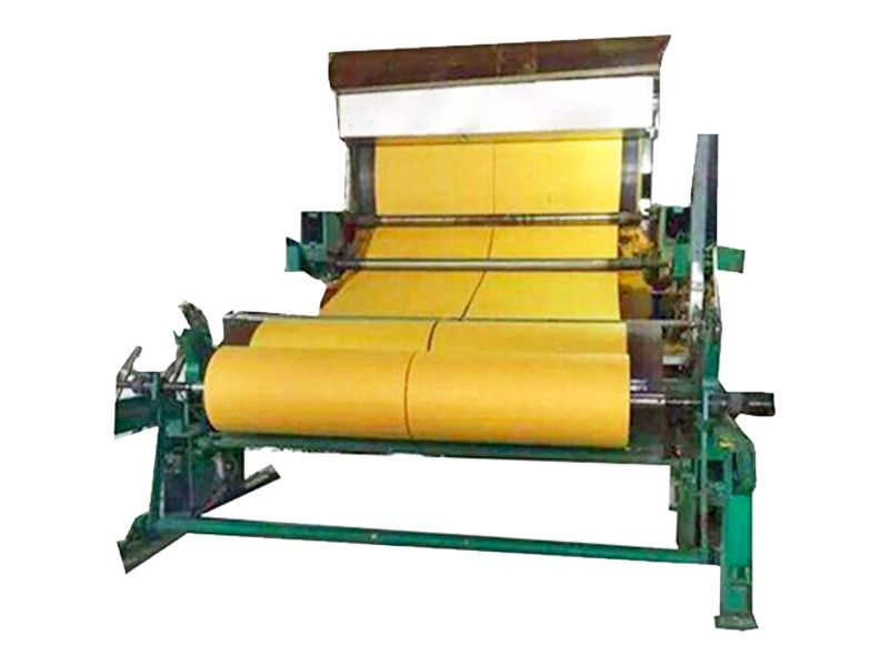 衛(wèi)生造紙機(jī)